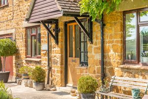 Whiteway Mollington